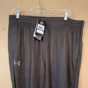 Under armour mens tech pant
Black
XL-regular 
Grey